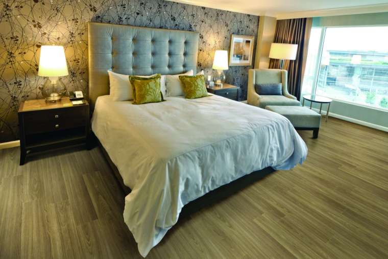 ¿Cómo instalar piso vinílico sobre cerámica? - Blog Tarkett