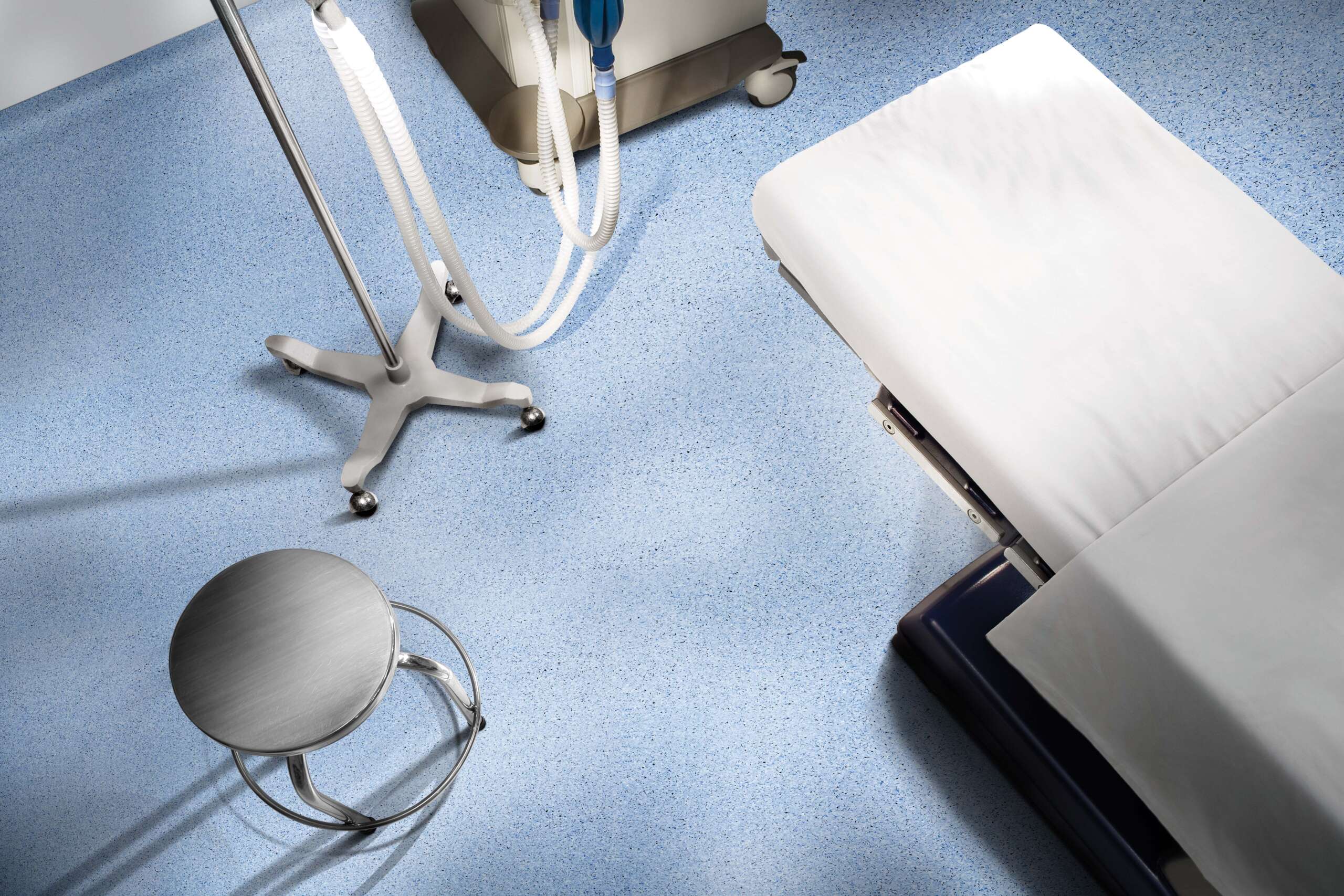 piso hospitalario, línea iQ Toro SC